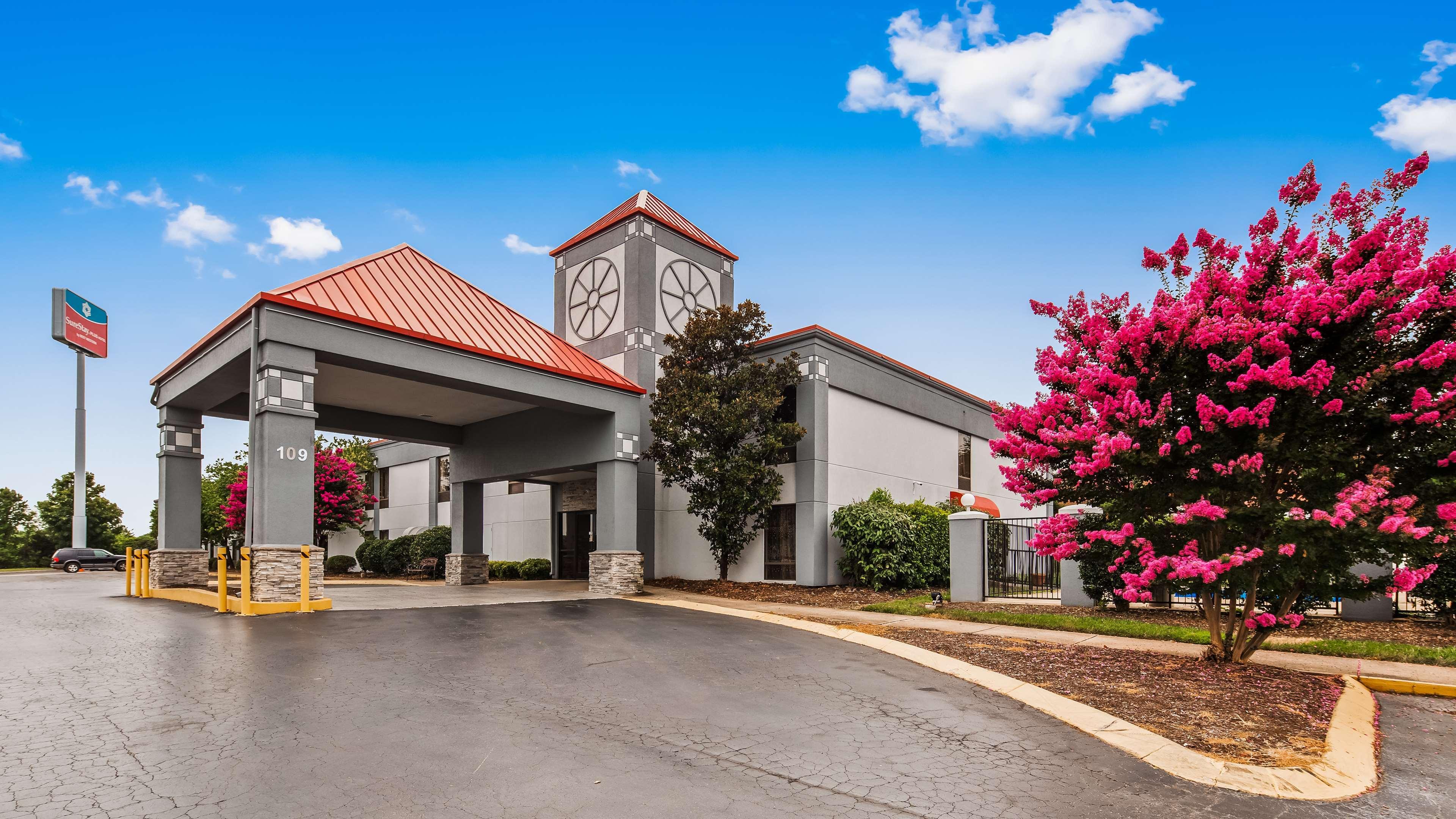 Baymont By Wyndham Lavergne La Vergne Exterior foto
