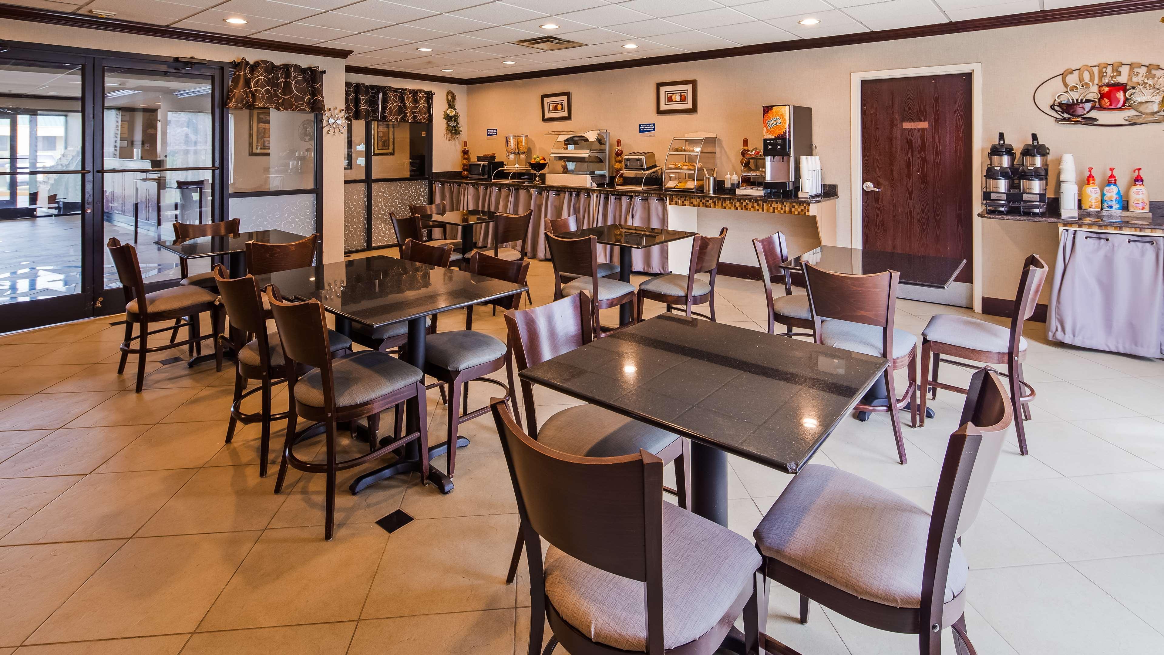 Baymont By Wyndham Lavergne La Vergne Exterior foto
